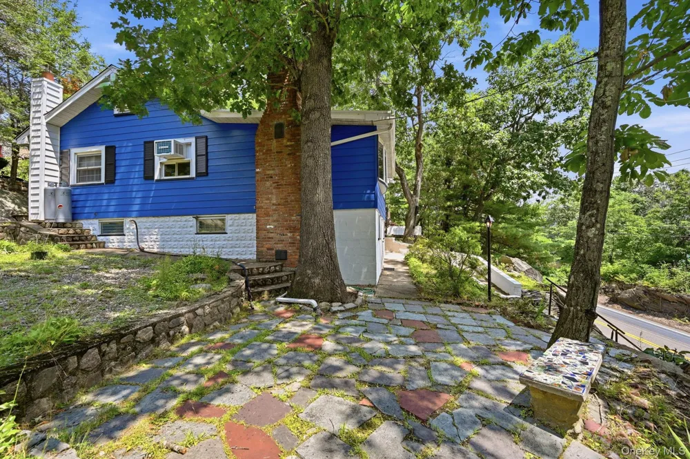 8 Stony Trail Greenwood Lake, NY 10925