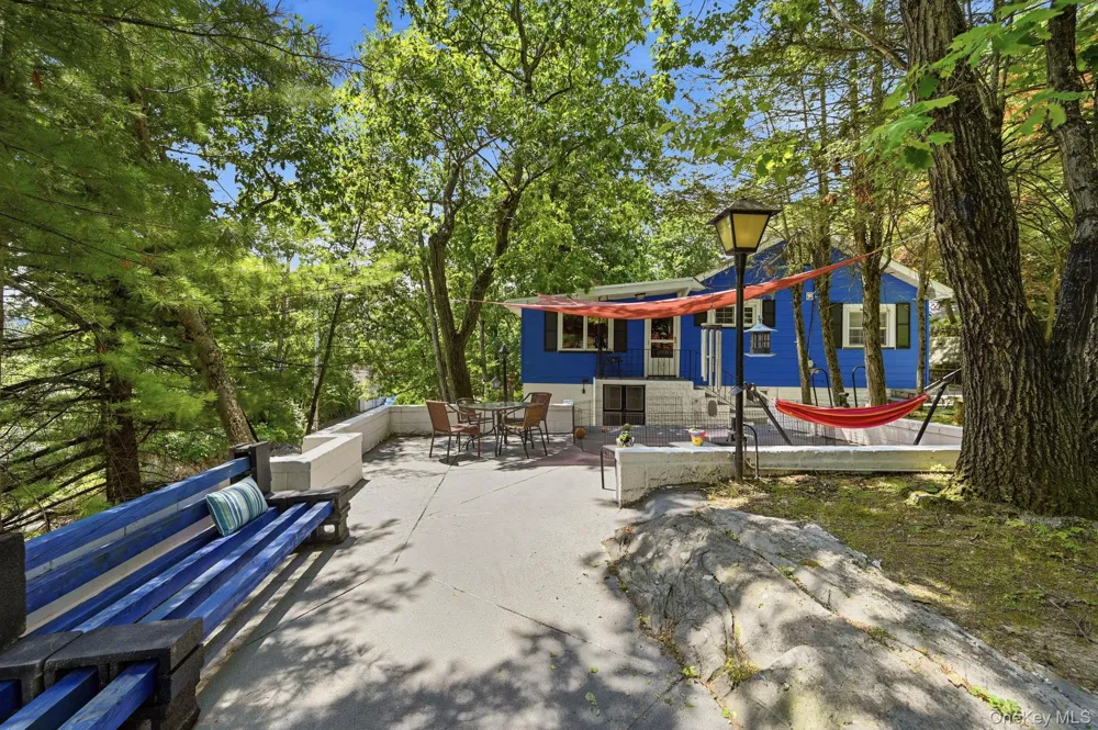 8 Stony Trail Greenwood Lake, NY 10925