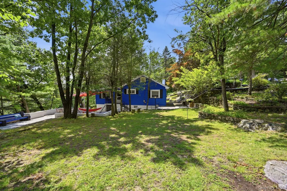 8 Stony Trail Greenwood Lake, NY 10925