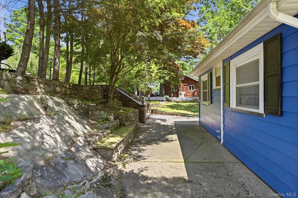 8 Stony Trail Greenwood Lake, NY 10925