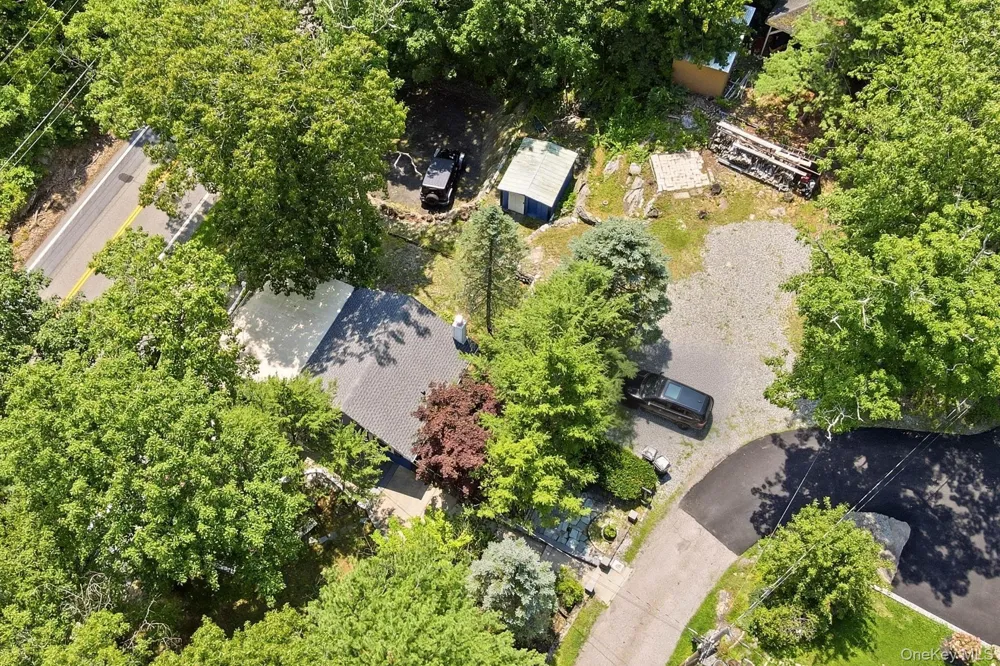 8 Stony Trail Greenwood Lake, NY 10925