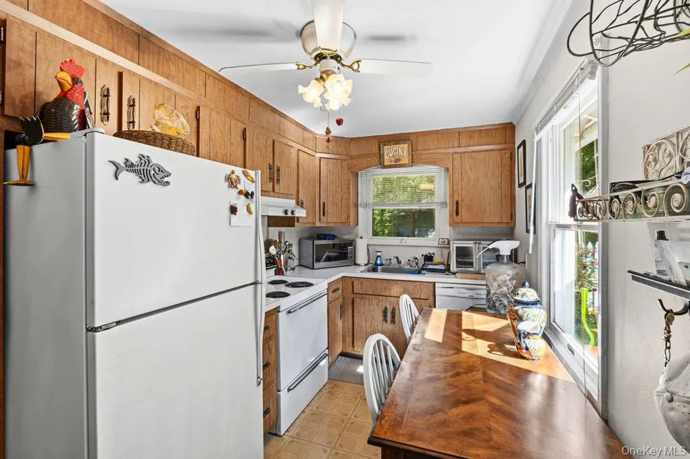 468 Old Bridge Road Northport, NY 11768