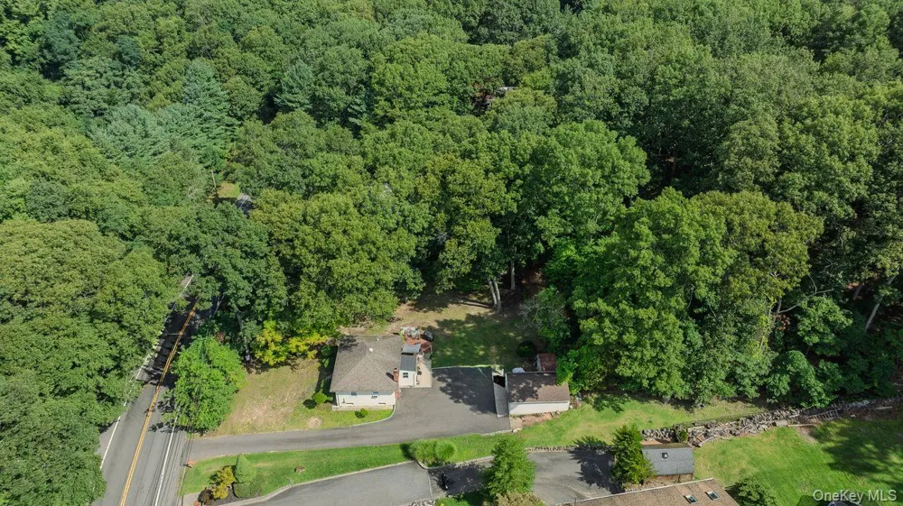 468 Old Bridge Road Northport, NY 11768