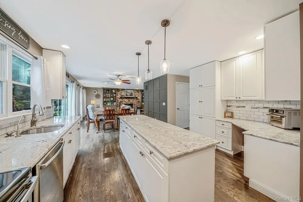 8 Old Orchard Court Rocky Point, NY 11778