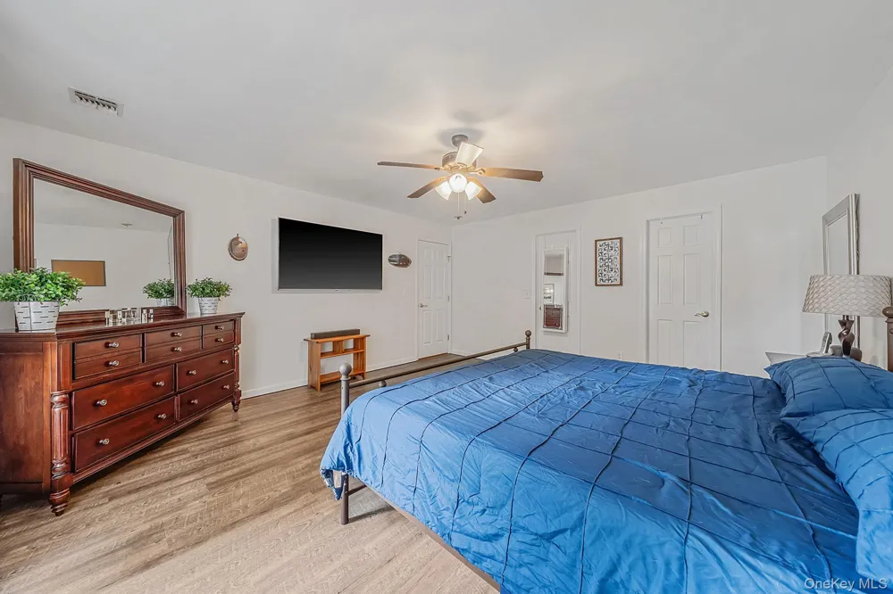 8 Old Orchard Court Rocky Point, NY 11778