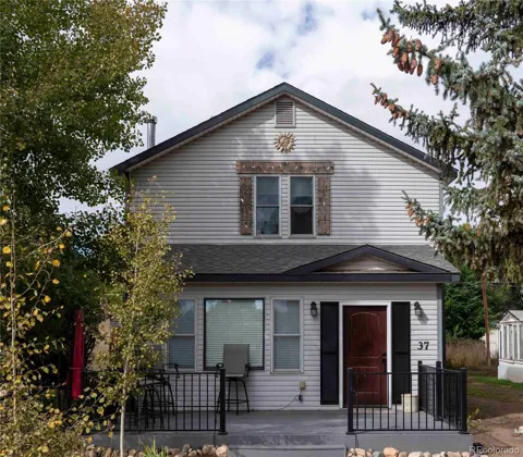 37 Bronk Street