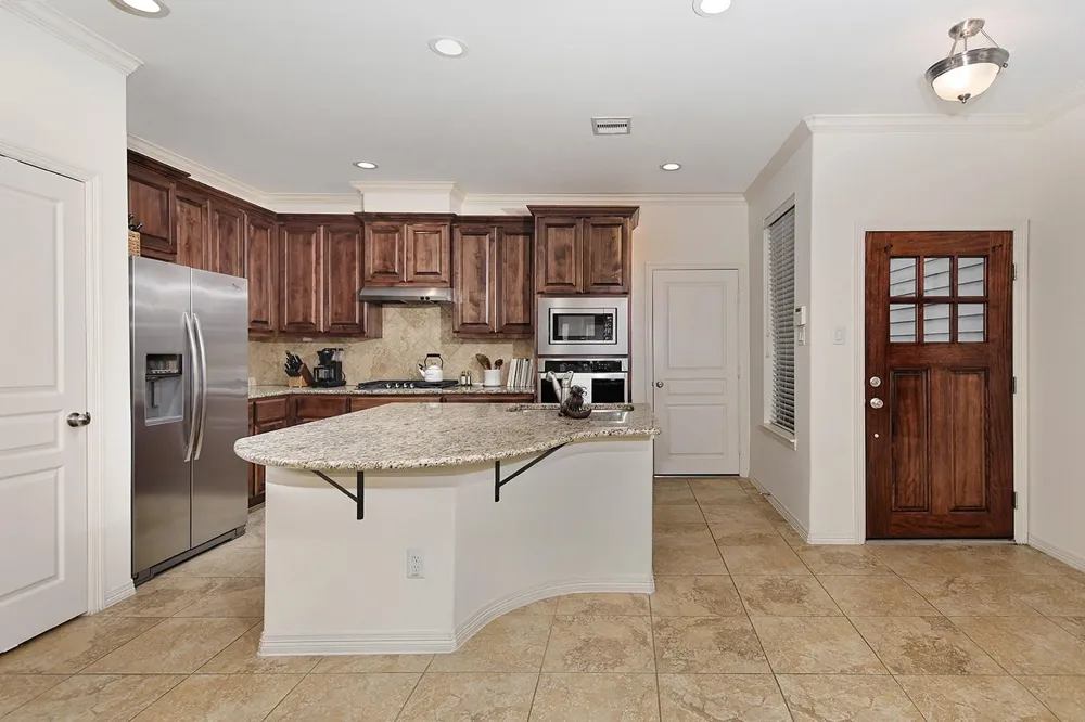 1046 W 26th Street Houston, TX 77008