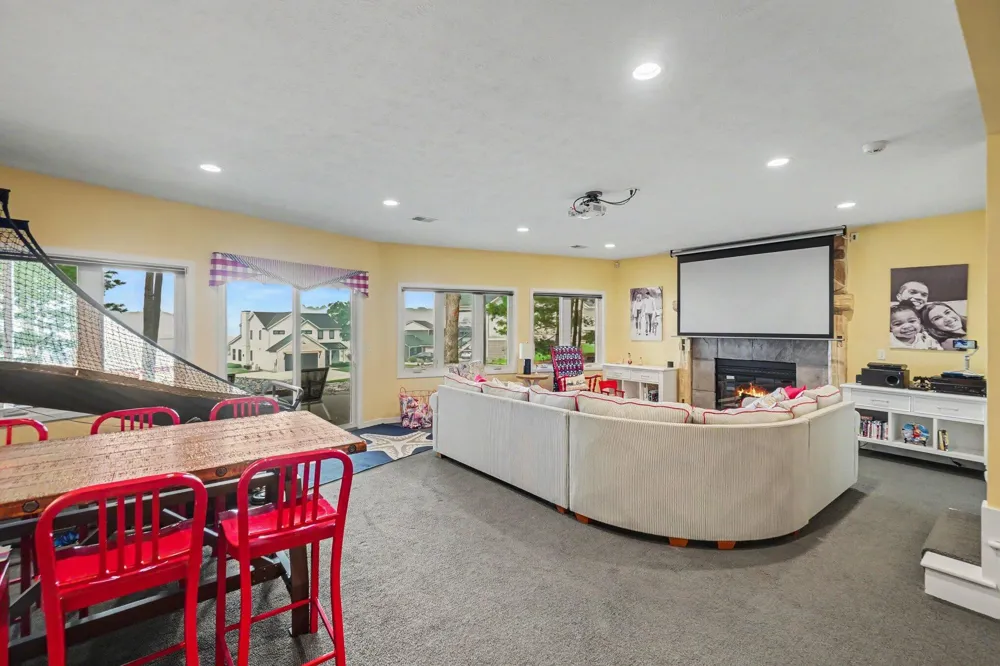 7765 Bayview Shore Drive Baldwin, MI 49304