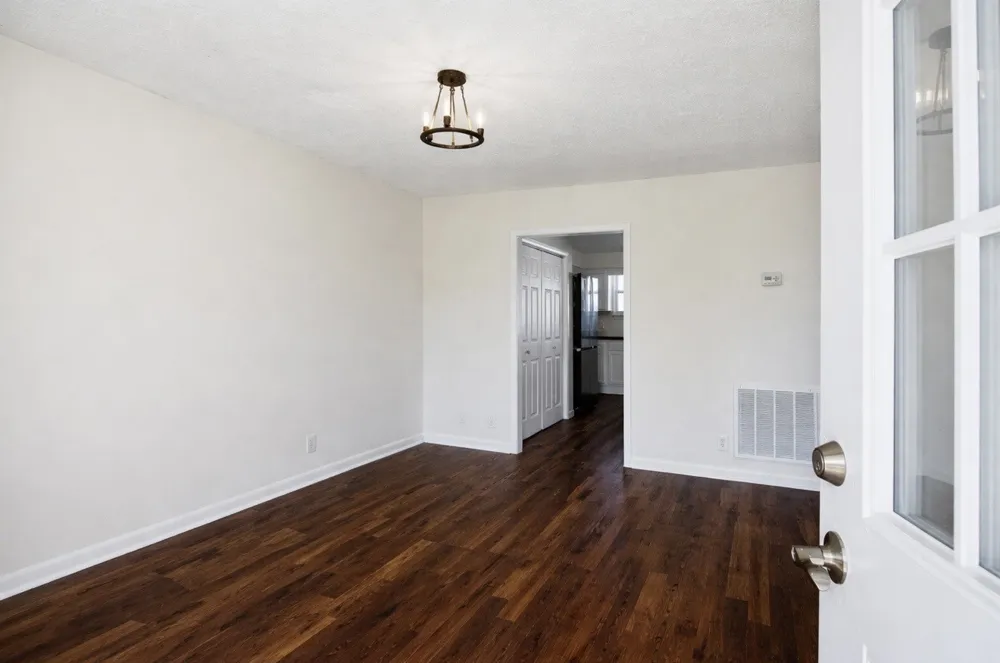1300 Bellshire Terrace Dr Nashville, TN 37207
