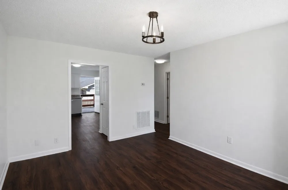 1300 Bellshire Terrace Dr Nashville, TN 37207