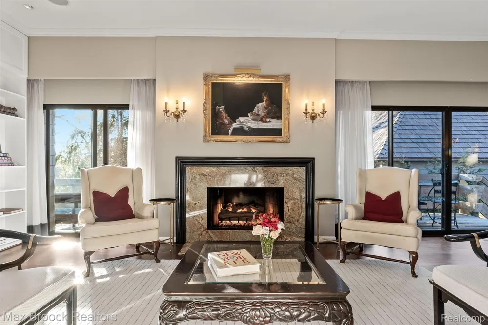 969 Bloomfield Woods Bloomfield Hills City, MI 48304