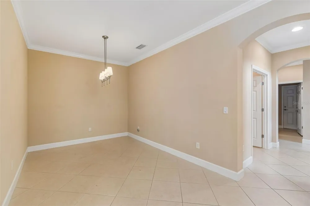2304 OAKLEY GREEN DRIVE #61 Sun City Center, FL 33573