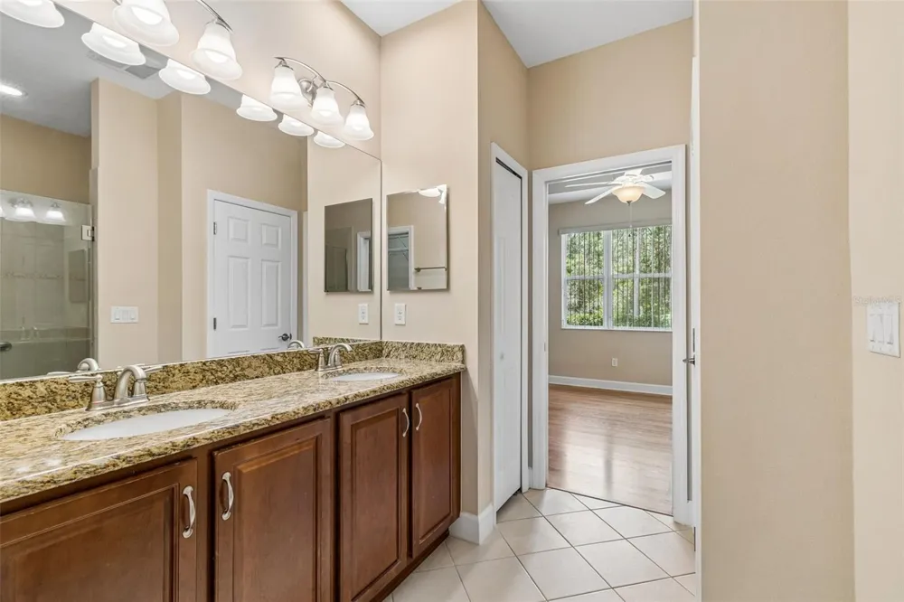 2304 OAKLEY GREEN DRIVE #61 Sun City Center, FL 33573