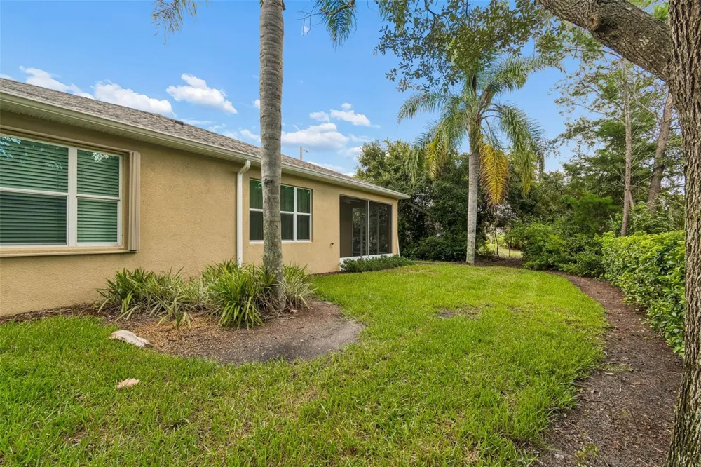 2304 OAKLEY GREEN DRIVE #61 Sun City Center, FL 33573