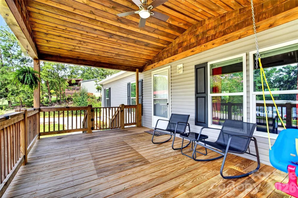 248 Chestnut Oak Forest Drive Nebo, NC 28761
