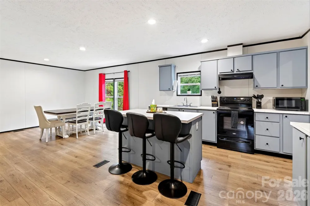 248 Chestnut Oak Forest Drive Nebo, NC 28761