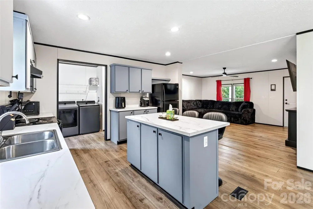 248 Chestnut Oak Forest Drive Nebo, NC 28761