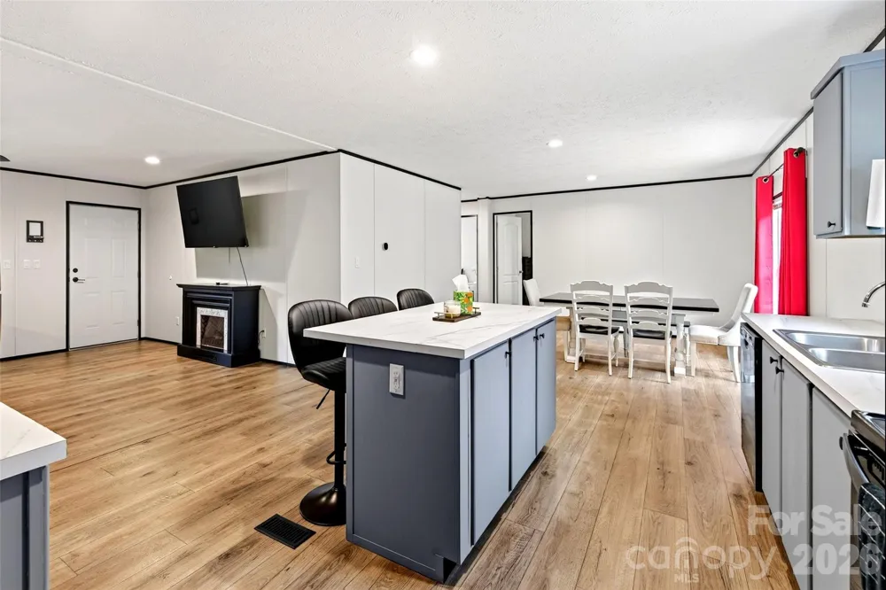 248 Chestnut Oak Forest Drive Nebo, NC 28761