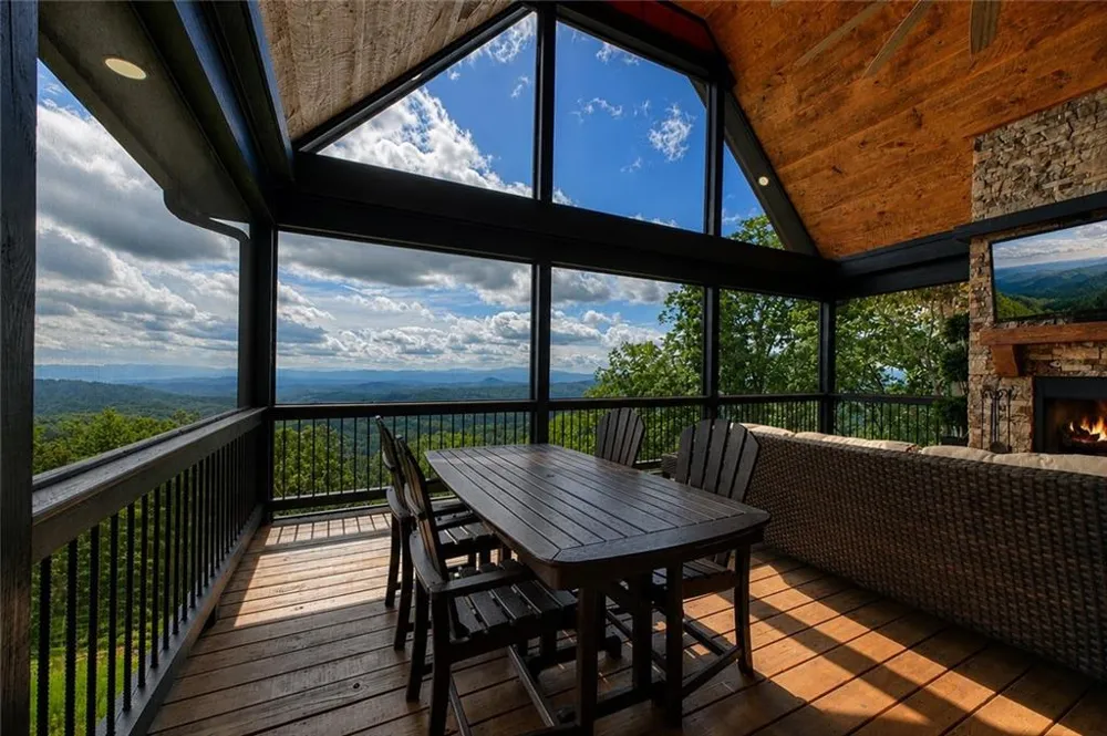 401 Kittatinny Drive Mineral Bluff, GA 30559