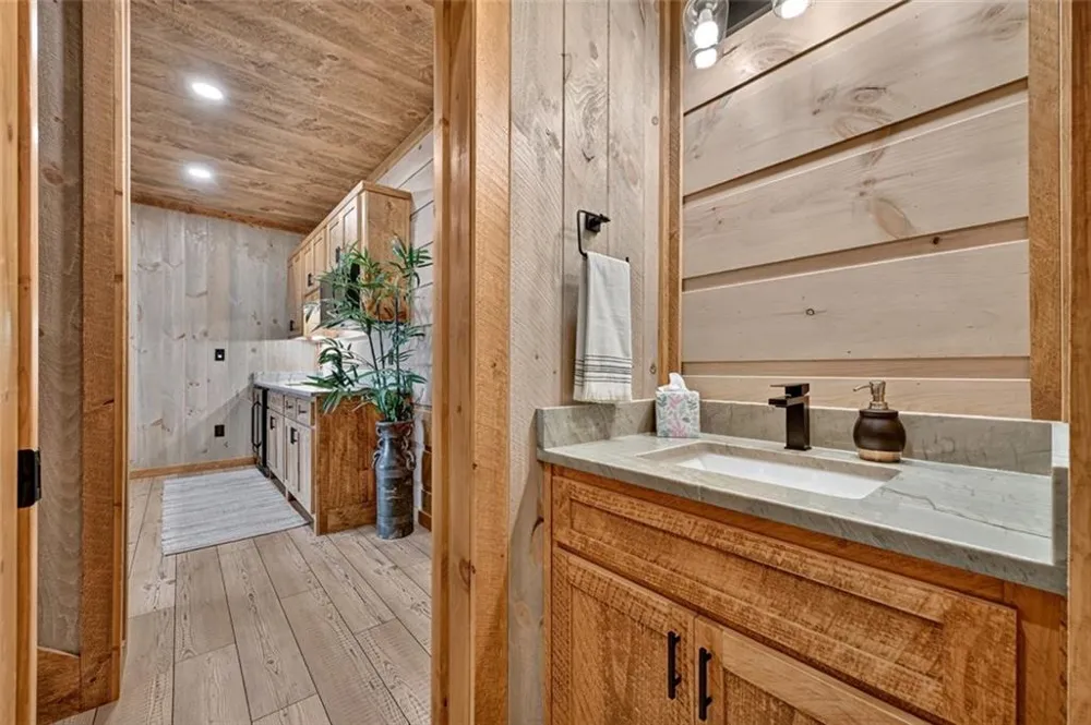 401 Kittatinny Drive Mineral Bluff, GA 30559