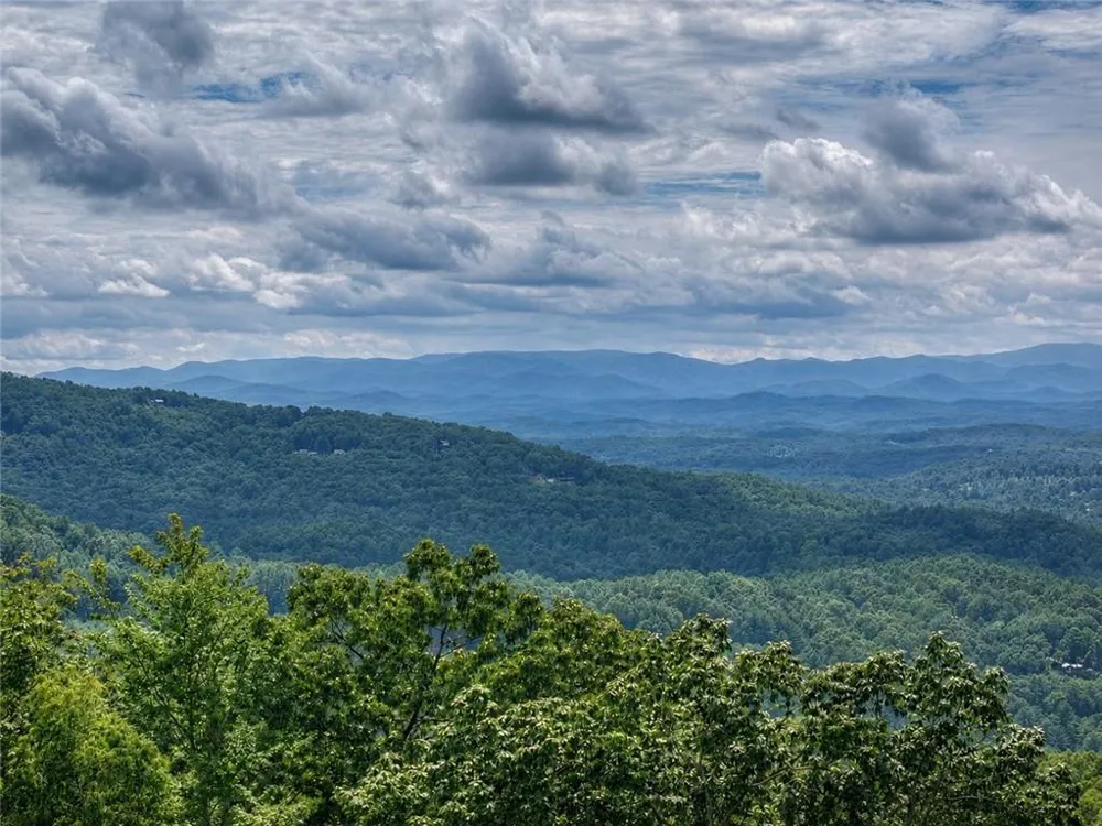 401 Kittatinny Drive Mineral Bluff, GA 30559