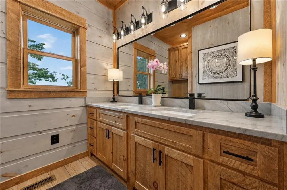 401 Kittatinny Drive Mineral Bluff, GA 30559