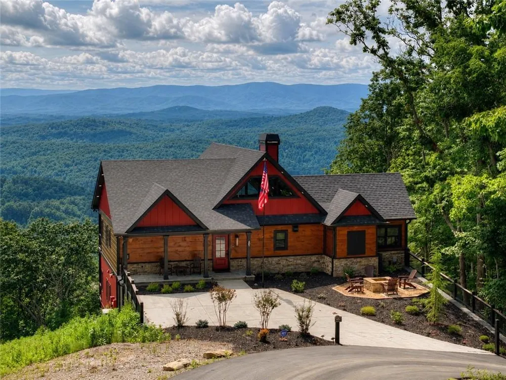 401 Kittatinny Drive Mineral Bluff, GA 30559