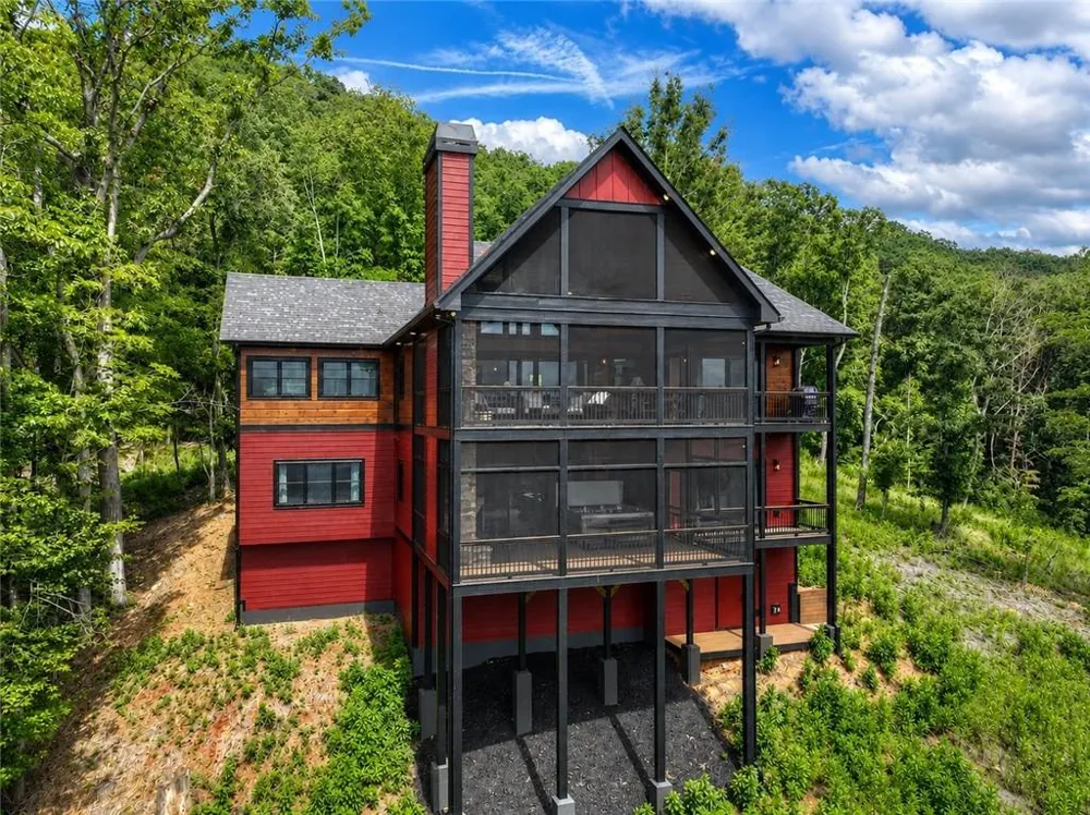 401 Kittatinny Drive Mineral Bluff, GA 30559