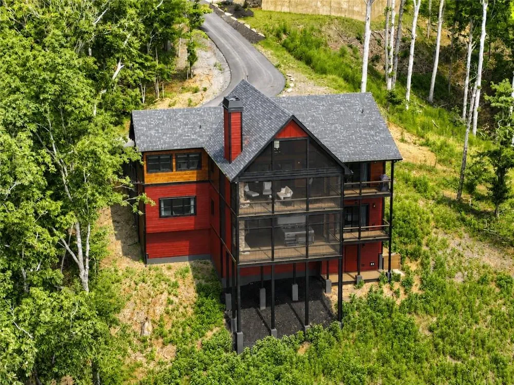 401 Kittatinny Drive Mineral Bluff, GA 30559