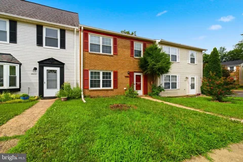 8635 REINECKE COURT