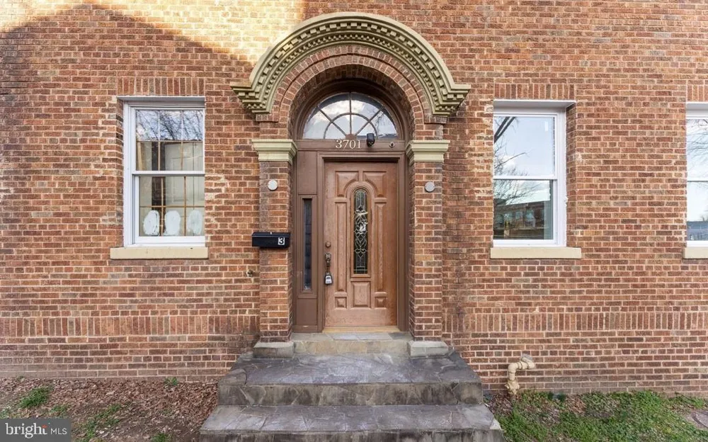 3701 9TH STREET NW #4 Washington, DC 20010