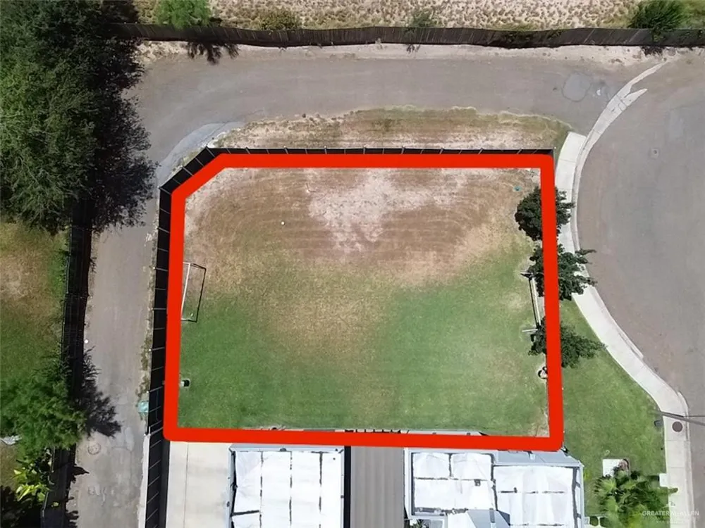 2105 S Villa Real Drive Pharr, TX 78577