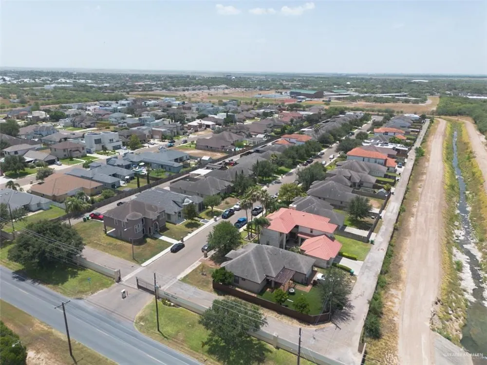 2105 S Villa Real Drive Pharr, TX 78577