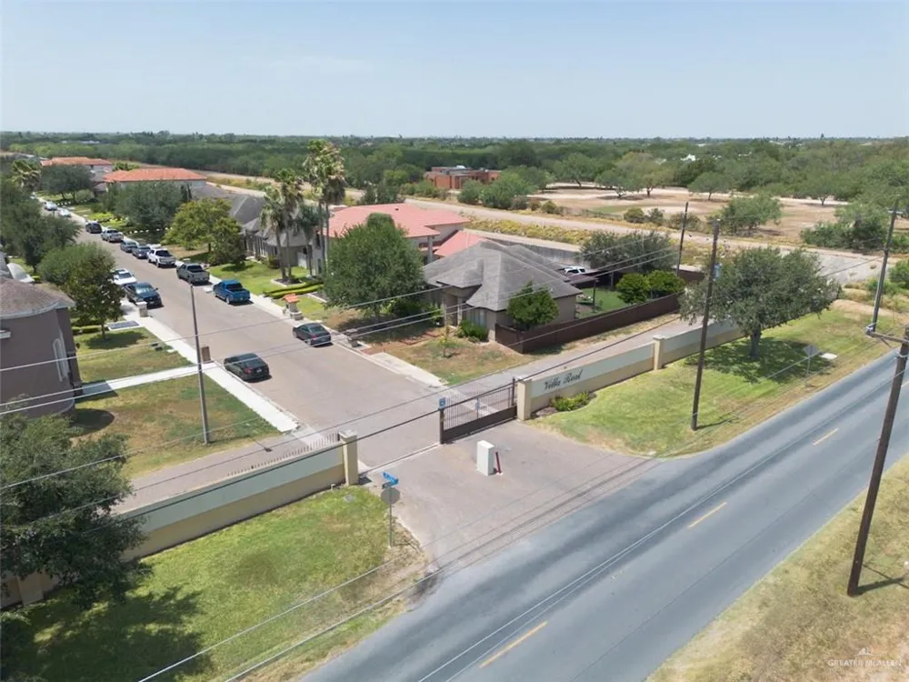 2105 S Villa Real Drive Pharr, TX 78577