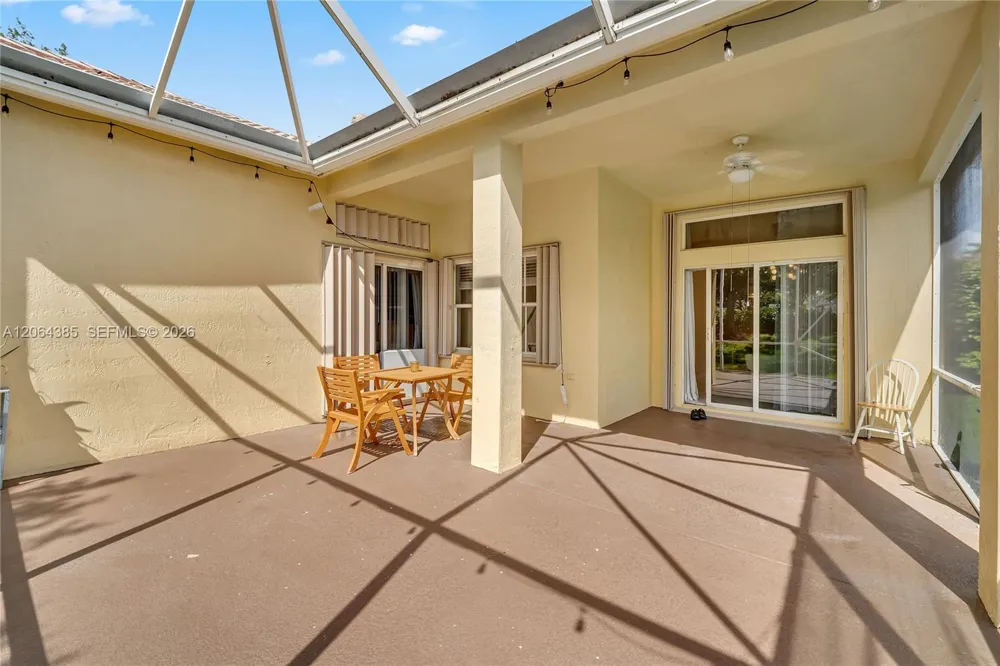 885 Tanglewood Cir #885 Weston, FL 33327