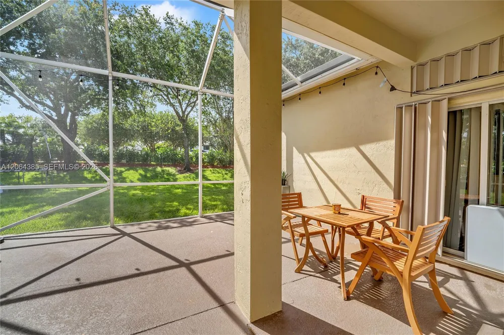 885 Tanglewood Cir #885 Weston, FL 33327