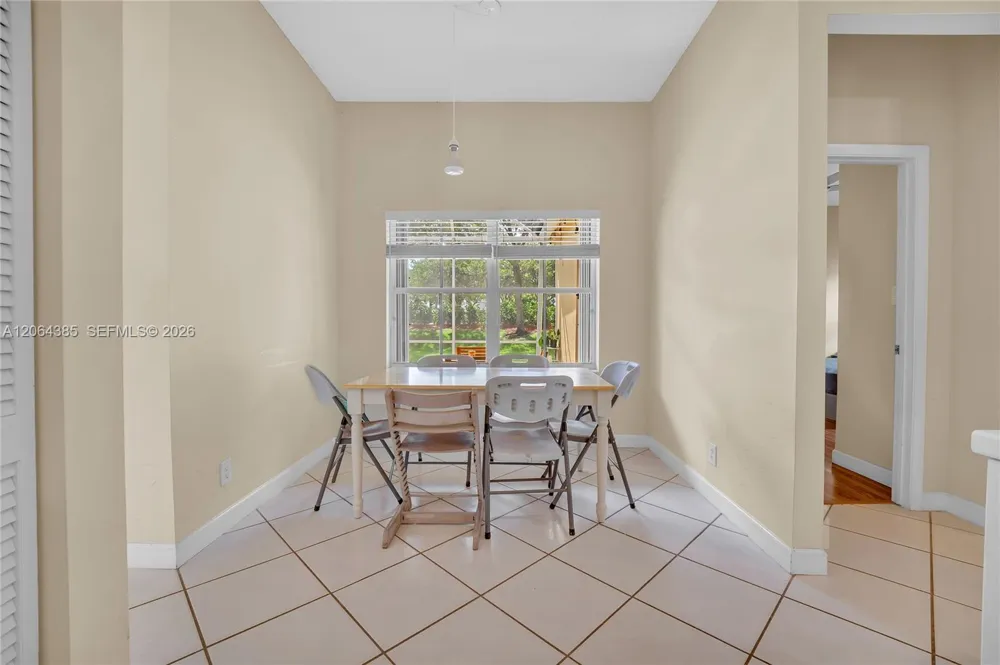 885 Tanglewood Cir #885 Weston, FL 33327