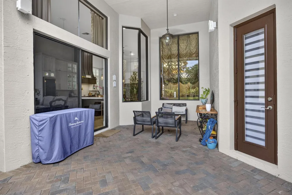 10336 Trianon Place Wellington, FL 33449