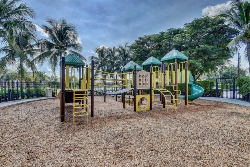 10336 Trianon Place Wellington, FL 33449