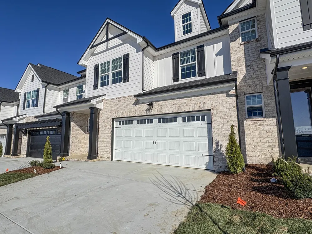 229 Glencrest Drive Hendersonville, TN 37075