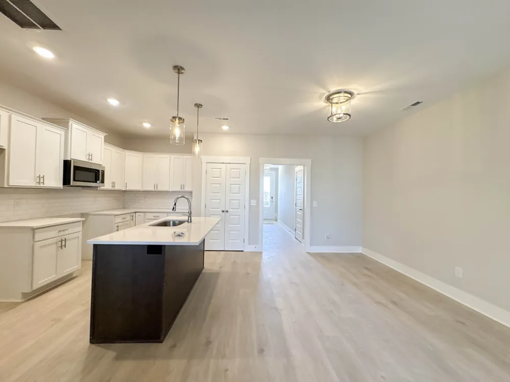 225 Glencrest Drive Hendersonville, TN 37075