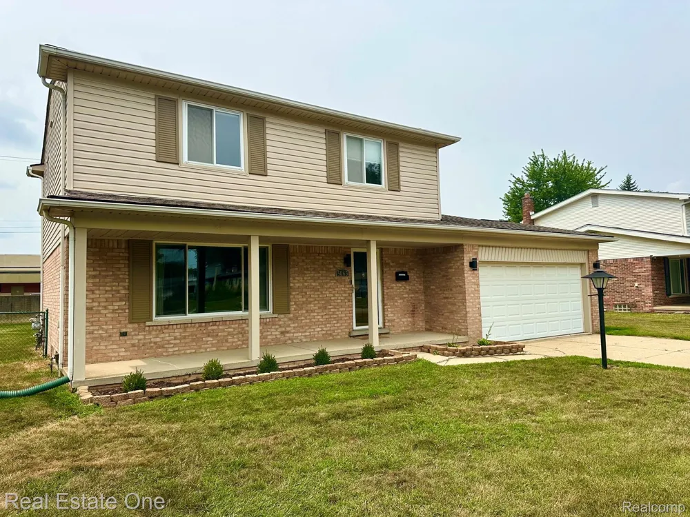 5063 Abington Drive Troy City, MI 48085