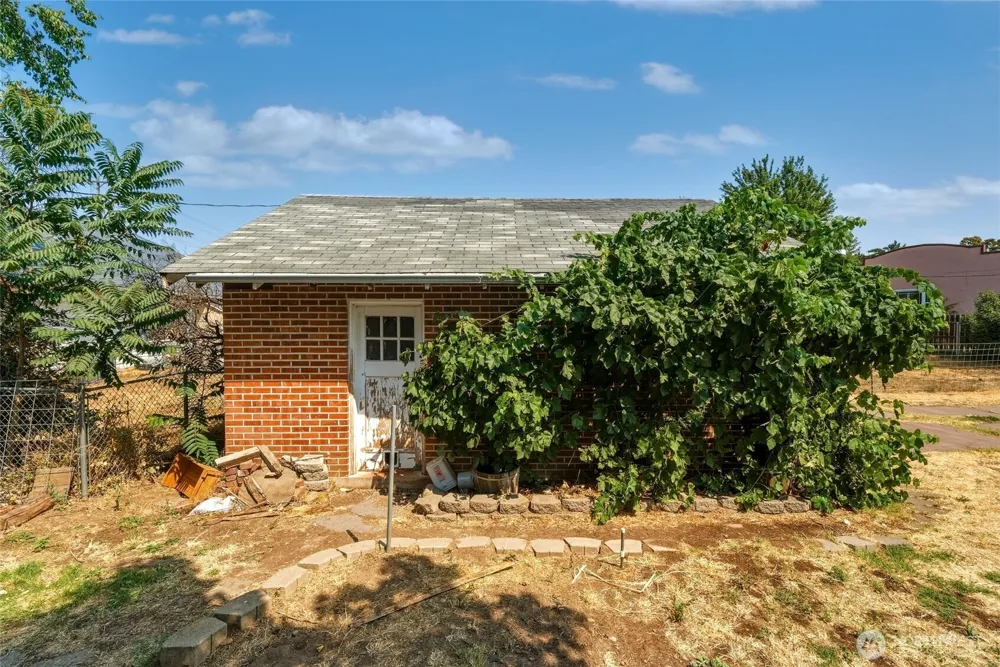 193 S Columbia Street Milton-Freewater, OR 97862