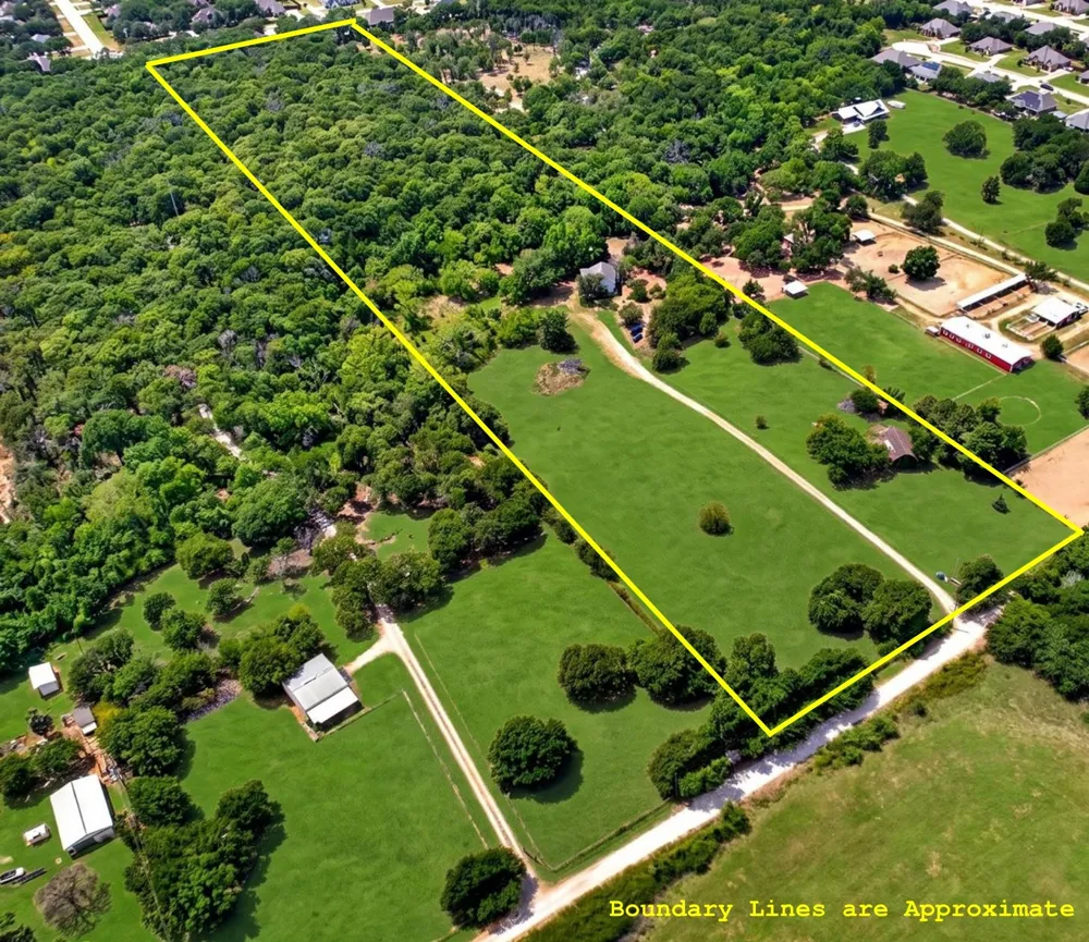 4571 Running Branch Aubrey, TX 76227