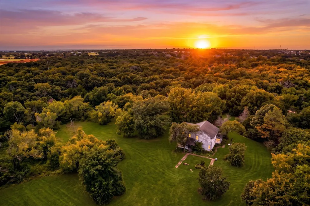 4571 Running Branch Aubrey, TX 76227