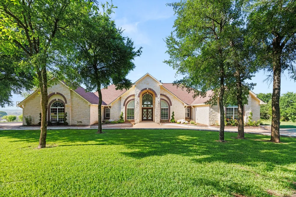 314 Cresthill Circle Valley Mills, TX 76689