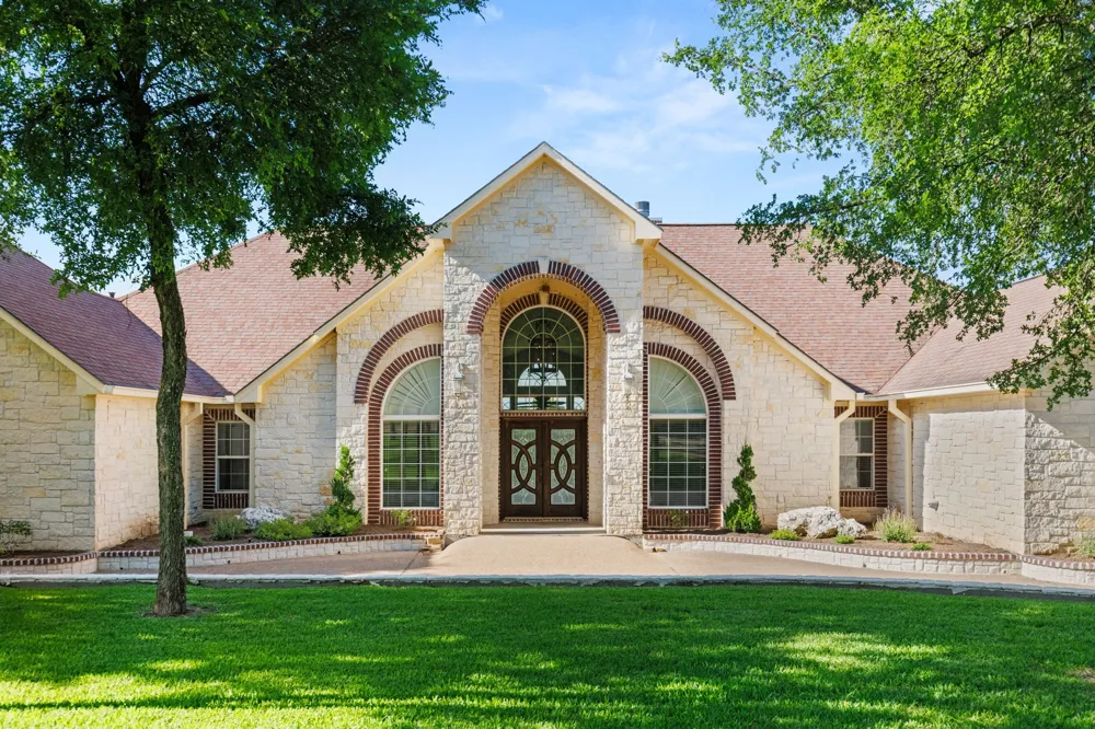 314 Cresthill Circle Valley Mills, TX 76689