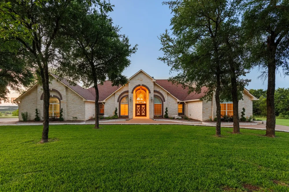 314 Cresthill Circle Valley Mills, TX 76689