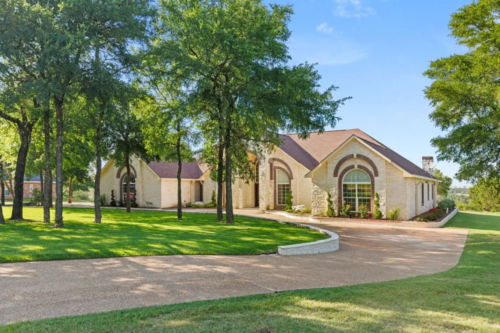 314 Cresthill Circle Valley Mills, TX 76689
