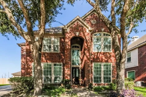 2804 Creek Bend Drive